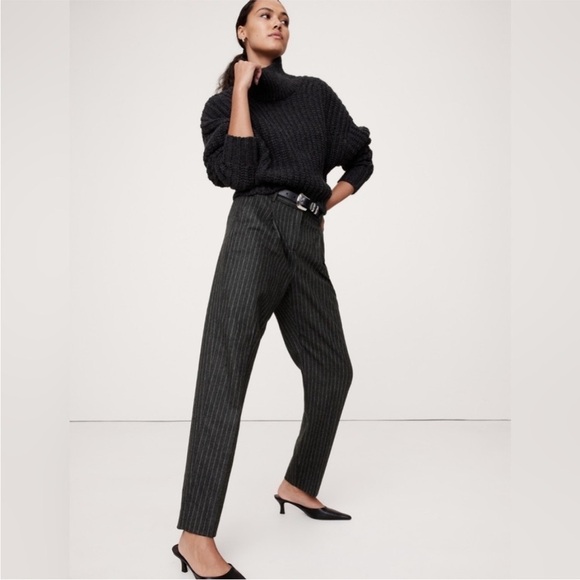 NWT! Banana Republic Gray Stripe Relaxed Slim Pinstripe Flannel Blazer and Pants - Picture 4 of 12